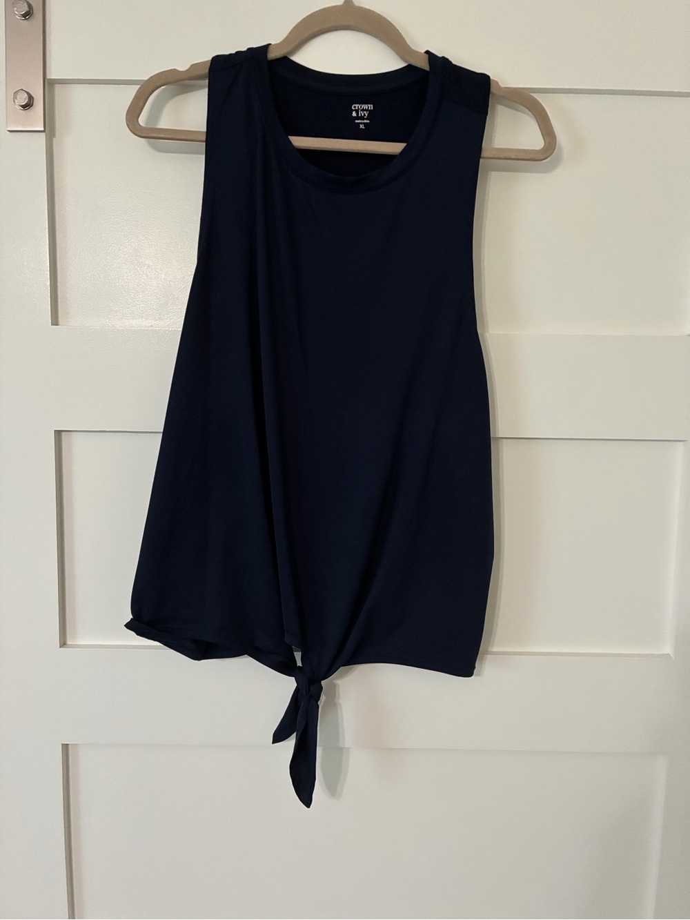 crown & ivy Navy Tie-Front Sleeveless Tank